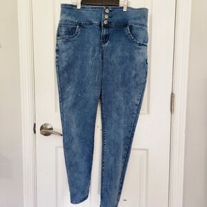 Hybrid & Company Skinny Jeans